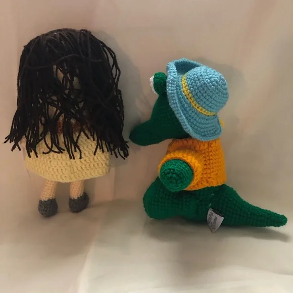 Birthday Bash Books and Plush dolls Book Bundle - Picture 3 of 16